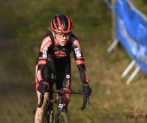 Fem van Empel wint haar droomcross op de Koppenberg en rijdt de concurrentie weg