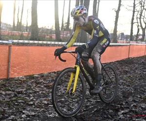 Wout van Aert vindt één van zijn concurrenten in het veldrijden indrukwekkend: "Zijn niveau is serieus omhoog gegaan"