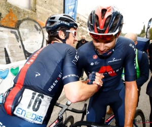 🎥 Van de terugkeer in het peloton van Thomas tot een tevreden Italiaans duo: een blik achter de schermen bij Ineos