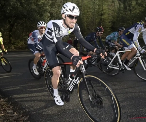 🎥 Meer dan een wielerploeg: Qhubeka ASSOS legt uit van op stage uit waar het voor staat