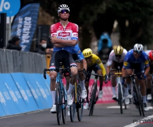 🎥 POLL: Wat vinden jullie van het aparte zegegebaar van Mathieu van der Poel?