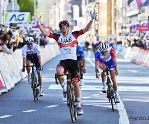 Tadej Pogacar wint Luik-Bastenaken-Luik na zeer spannende sprint tegen Julian Alaphilippe 