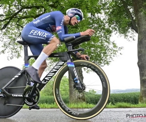 Mathieu van der Poel haalt tijdritfiets van stal met het oog op tweede etappe in de Giro