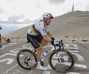 Offensieve Alaphilippe en standhoudende Cavendish op Ventoux voor Wolfpack: "Geweldig als eerste boven te komen"