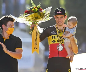 Wout van Aert denkt terug aan zege op Champs-Élysées, met enorme lof voor ploegmaat: "Dat was waanzin"