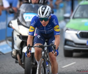 Evenepoel gaat eerst uit de bocht maar soleert vervolgens indrukwekkend naar dubbelslag, Van der Sande tweede