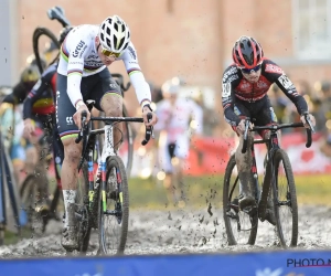 Mathieu van der Poel vertrekt later dan gepland op stage: Nederlander zit met knieblessure 