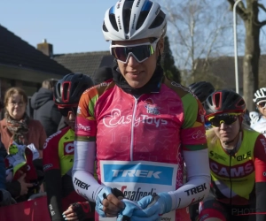 Ellen van Dijk eindwinnares van de Bloeizone Fryslân Tour, Italiaanse van Liv Racing juicht in slotetappe