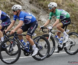 Na alweer prima werk van Evenepoel is Alaphilippe deze keer nipt verslagen door Colombiaan van Ineos