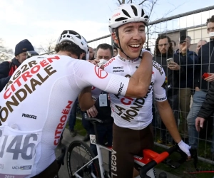 Benoît Cosnefroy heeft op het einde het beste eindschot, Wout Van Aert 4e in Québec