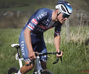 Van der Poel maakt zijn doelen voor komende maanden duidelijk: "Er zullen koersen zijn die ik niet zal winnen" en "Mooie trui, maar ..."