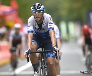 📷 Na de zware val in de Ster van Bessèges: Dylan Teuns gehecht aan kin, renner van Alpecin-Deceuninck is de redder van dienst