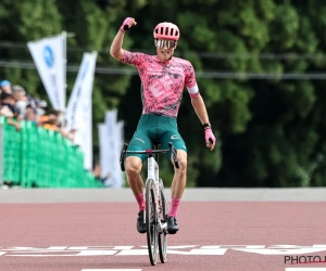 🎥 Amerikaan Neilson Powless wint Franse openingskoers na een solo, Brent Van Moer mooi derde 