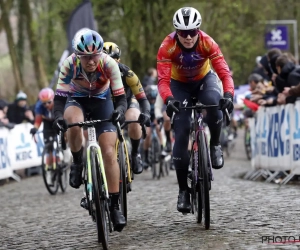 Kopvrouw is echte teamplayer: Lotte Kopecky beschermt solo van hardrijdster en viert met ploeg in Gent-Wevelgem