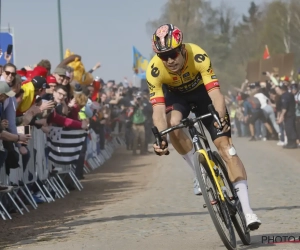 📷 Wout van Aert samen met Lotte Kopecky gespot met oog op volgend doel én maakt alweer indruk