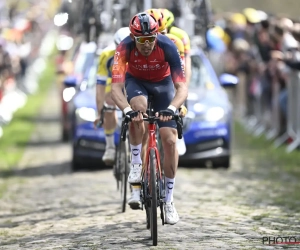 Luke Rowe waarschuwt zijn collega's die tubeless rijden: "Ze riskeren hun leven"