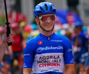 De 1e opgave in de Giro is een feit: de 1e bergkoning geeft er de brui aan