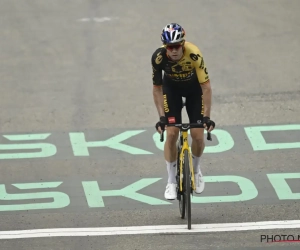 Beresterke Wout van Aert wijst criticasters en grond van kritiek stevig terecht: "Die mensen kennen niet veel van koers"