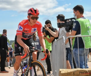 🎥 Remco Evenepoel verrast en dolt in de Vuelta: "Please, zegt het nu gewoon!"