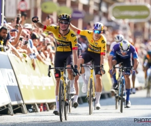 🎥 Meesterlijke Wout Van Aert vervult zijn nieuwe rol meteen met succes, Franse zege in de Bretagne Classic