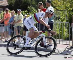 Daar is de man in het wit opnieuw: aan de durver in Mathieu van der Poel om traditionele uitkomst te vermijden