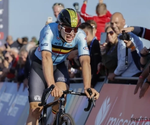 Arnaud De Lie onthult tactiek van de Belgen op het EK: "Dit zei ik tegen Van Aert op 5 kilometer"