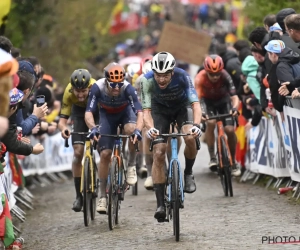 Een ongelooflijk wielerfeit! Oliver Naesen pakt uit met de verklaring: "Als Van der Poel zes koersen doet en er vijf wint..."