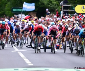 🎥 Het zijn artiesten! Mathieu van der Poel en toekomstig Visma-renner doen met hun skills alle monden openvallen