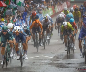 🎥 Belg van Alpecin-Deceuninck krijgt gele kaart... omdat hij blij is dat Groves wint