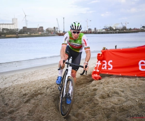 Laurens Sweeck zegt waar het mis liep tegen Mathieu van der Poel: "Toen zag ik sterretjes"