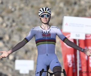 🎥 Tadej Pogacar grijpt de macht met verschroeiende sprint in de UAE Tour, maar vindt één iets jammer