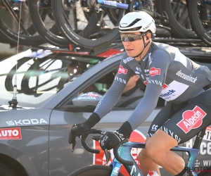 🎥 Klaar voor Milaan-Sanremo? Jasper Philipsen werkt aan opvallend pijnpunt op stage