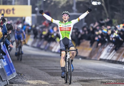 🎥 Wat een cross! Laurens Sweeck vloert Thibau Nys in Diegem in waanzinnige laatste ronde