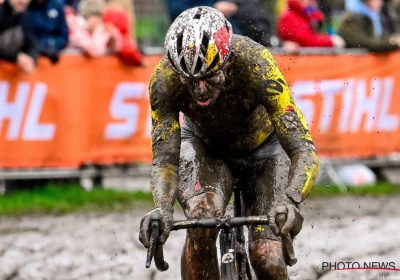 Bart Wellens stelt iets opmerkelijk vast over het gewicht van Wout van Aert 