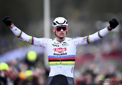 Van der Poel maakt er onemanshow van en kan perfect seizoen al ruiken, verontrustende opgave van Thibau Nys week voor WK