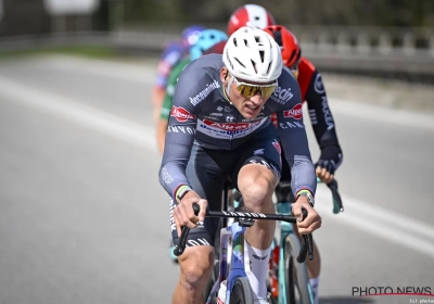 Mathieu van der Poel zet iedereen deels op het verkeerde been met een heel opvallende actie