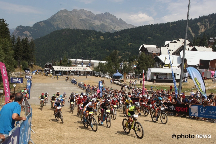 Landgenoot verrast alle toppers en wint Wereldbekermanche downhill in La Bresse: "Nooit gedacht"