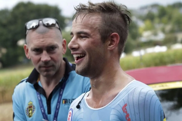 Victor Campenaerts pakt goud! Landgenoot blijft na afwachtende start topfavoriet Bodnar nipt voor