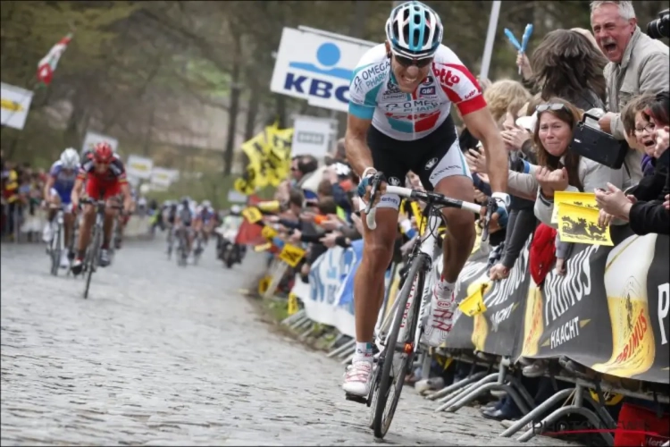 Gilbert droomt weer van de Ronde, waar hij twee keer podium reed en deze meesterlijke demarrage uit zijn benen schudde (mét beelden!)