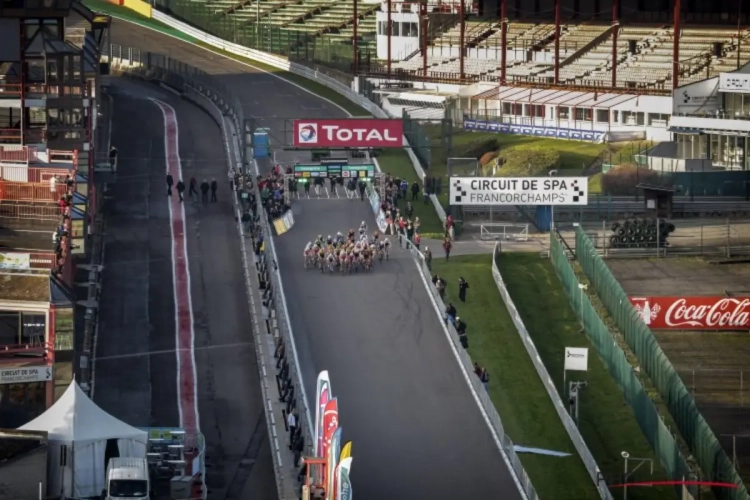 Marlux-veldrijdster moet Francorchamps laten schieten na aanrijding