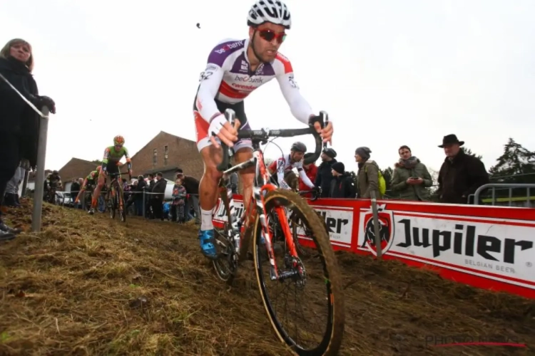 Van Aert en Van der Poel zijn er niet? Dan ontbindt Bosmans maar zijn duivels