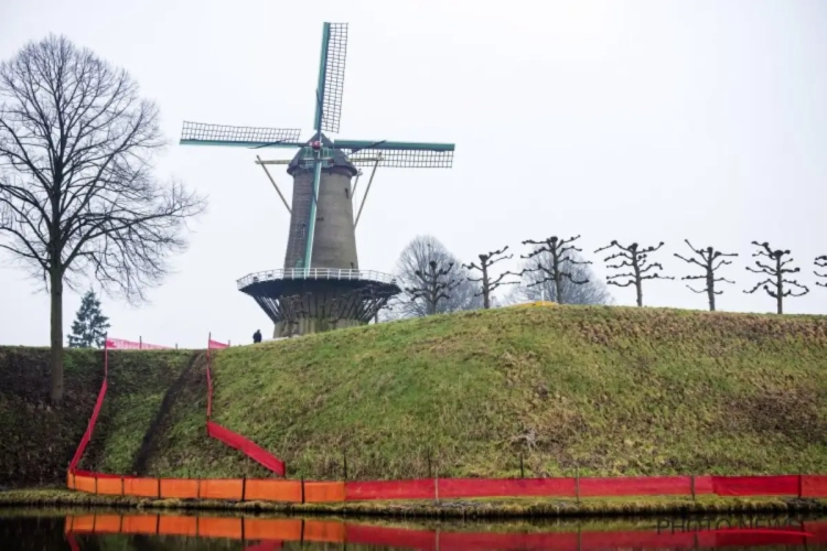 Wereldbeker Hulst dankt Van der Poel en Van Aert: "Zij hebben hier de cross gemaakt tot wat die nu is"