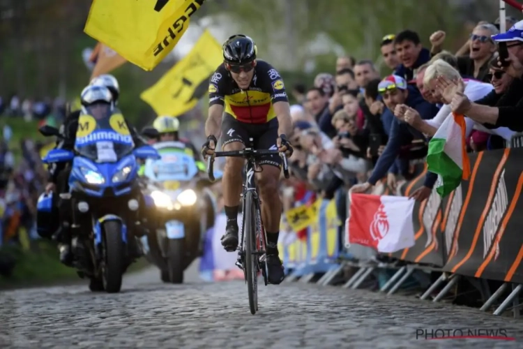 Retro Ronde 2017: monsterlijke solo én het jasje op de Oude Kwaremont