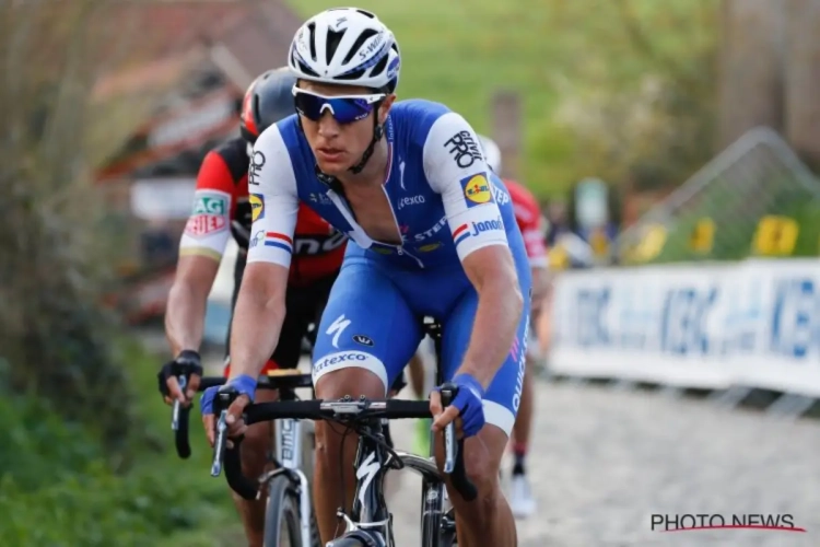 Meteen slachtoffers in de 'Hel': Naesen onderuit, Quick-Step Floors erg gehavend