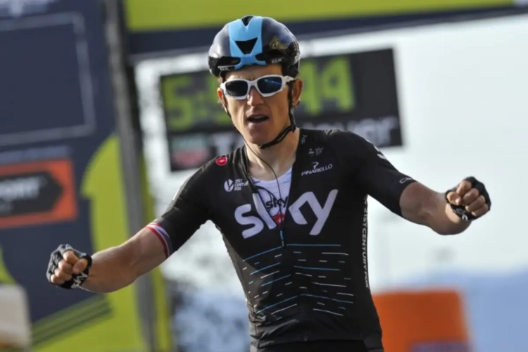 Geraint Thomas hakt de knoop door en neemt de juiste beslissing