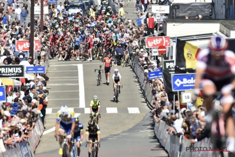 VIDEO: Pechvogel Theuns zwaar tegen de grond in Ronde van België