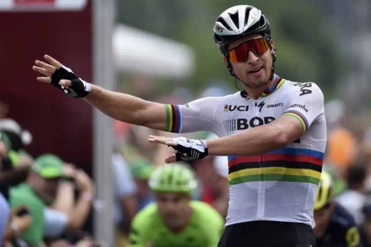 Ook in tweede etappe geen sprint zonder akkefietjes, Peter Sagan slaat (drie)dubbelslag