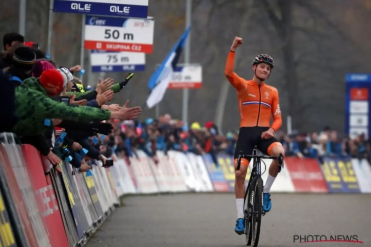 ? Zo viert grapjas Van der Poel zijn medaille