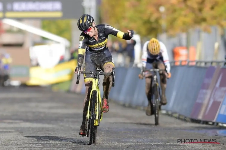 Verrassende zege in Superprestige Gavere na modderfestival: "Of misschien ben ik gewoon top"