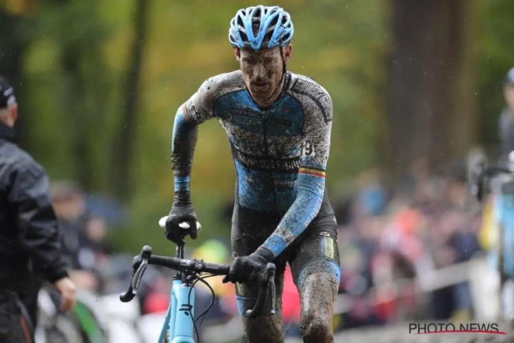 Alweer pech! Afscheidstoernee valt opnieuw in het water voor outsider in de cross